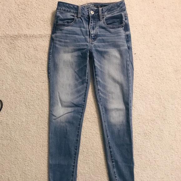 Light Wash Jeggings - Picture 3 of 4